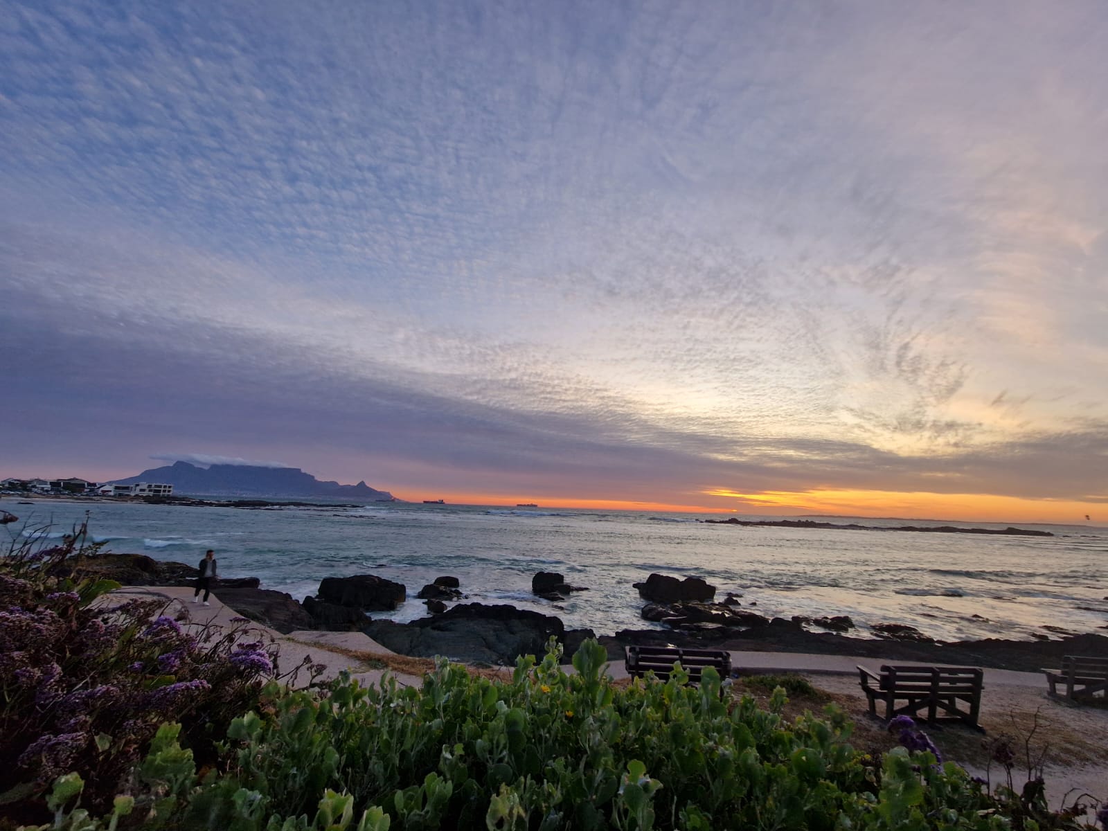 The_global_entity_secret_magical_view_over_table_mountain